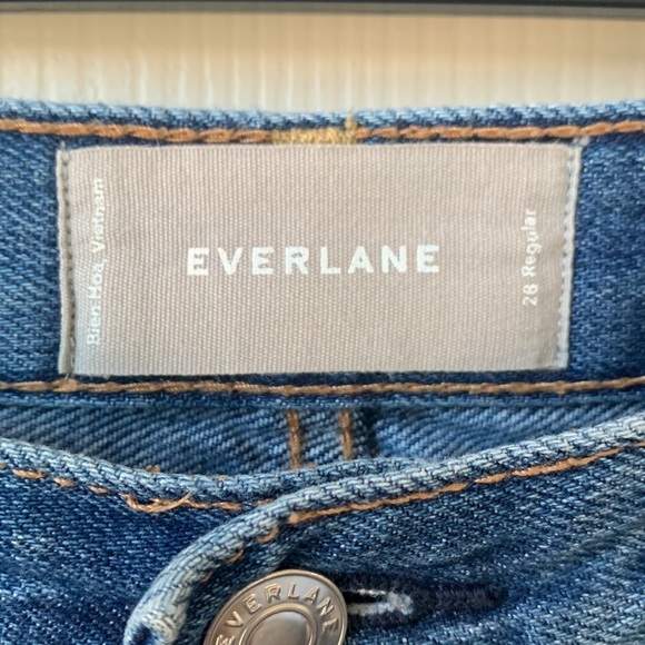 Everlane medium wash Regular lightweight relaxed ankle Jeans size 28 - Picture 2 of 10